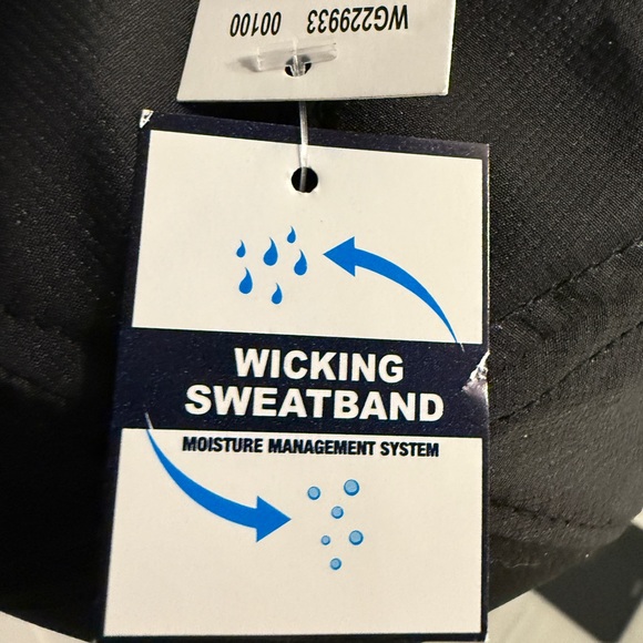 Signature Golf Hat - NWT - Picture 2 of 4